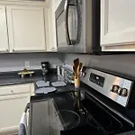 West Phx Cozy King Suit With Private Bathroom Inside A House