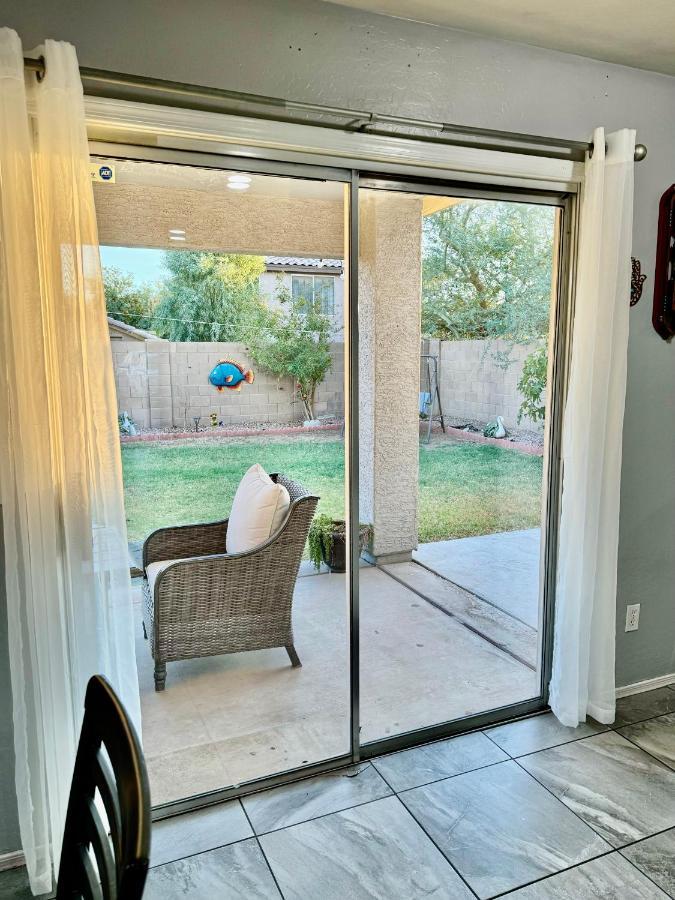 Homestay West Phx Cozy King With Private Bathroom Inside A House