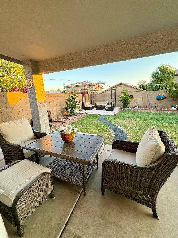 West Phx Cozy King With Private Bathroom Inside A House Homestay *